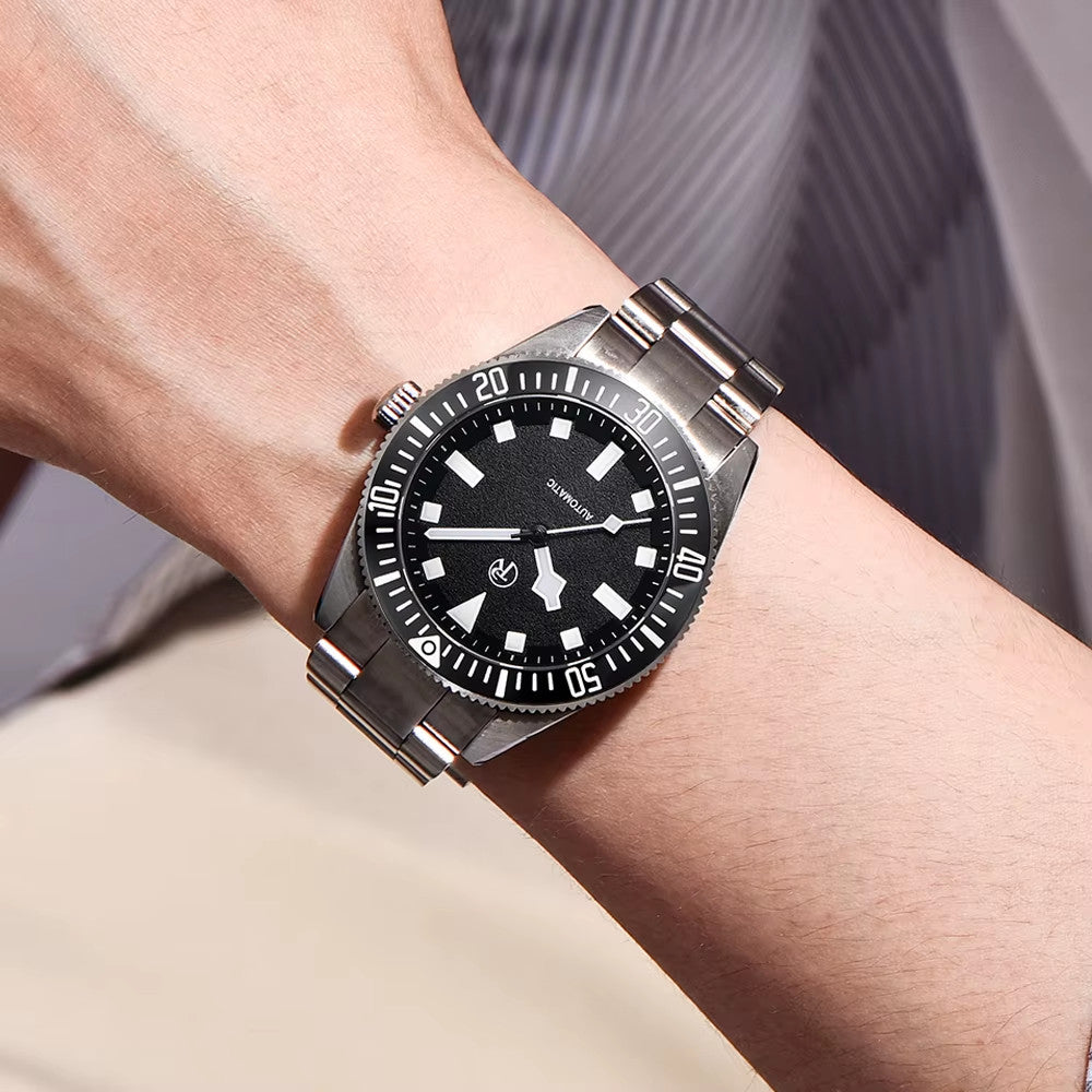 RollTimi Automatikuhr Seiko NH35 Edelstahl Saphirglas Datum 42mm